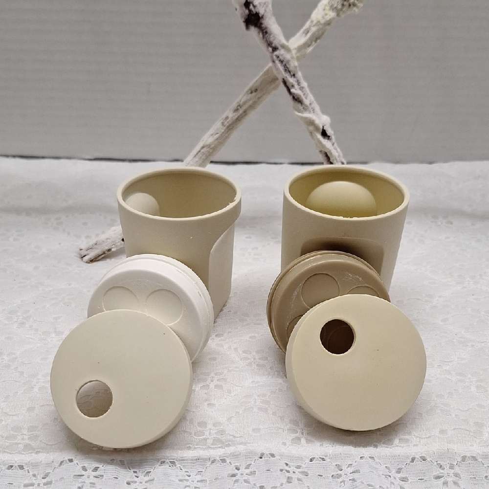 #ADH Tupperware Salt And Pepper Shakers